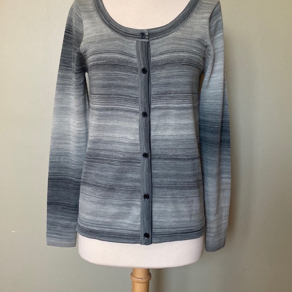 ca va de soi Merino Wool Cardigan Sweater - Picture 1 of 7